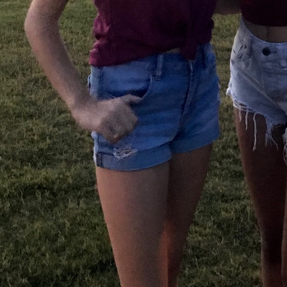 Pacsun Ripped Jean Shorts - Picture 5 of 5